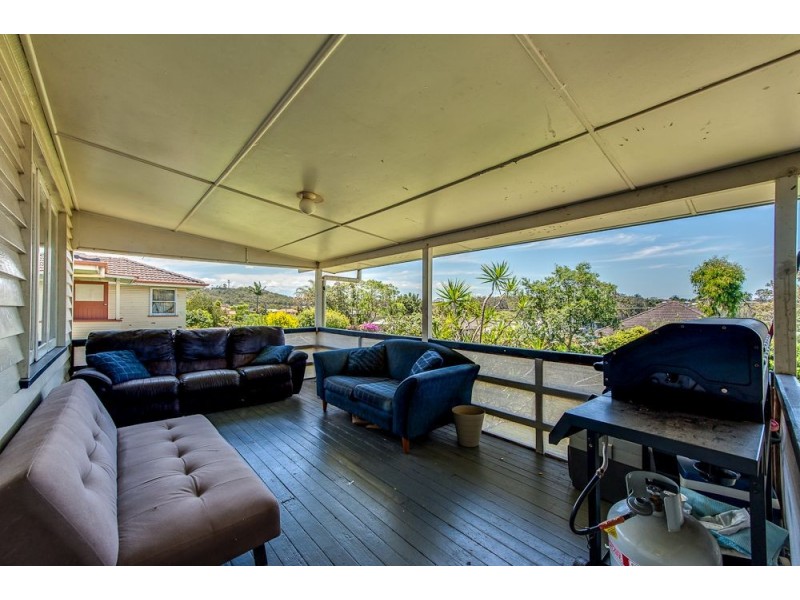 49 Basnett Street, Chermside West QLD 4032