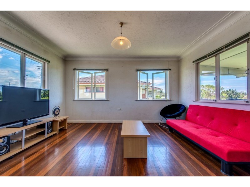 49 Basnett Street, Chermside West QLD 4032