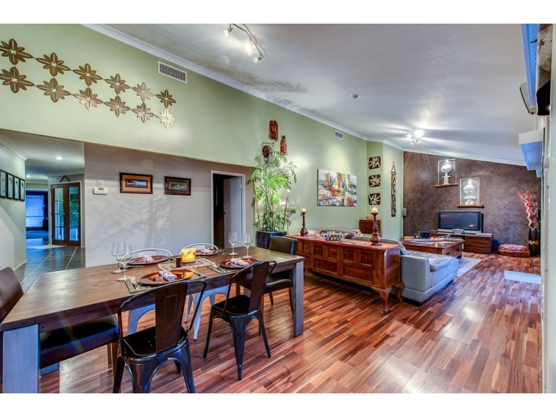 5 Nariah Court, Karana Downs QLD 4306