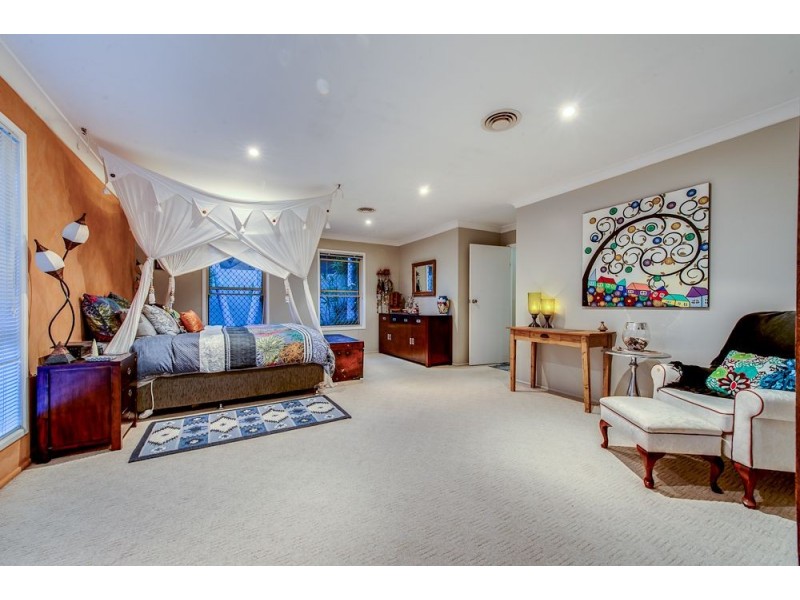 5 Nariah Court, Karana Downs QLD 4306