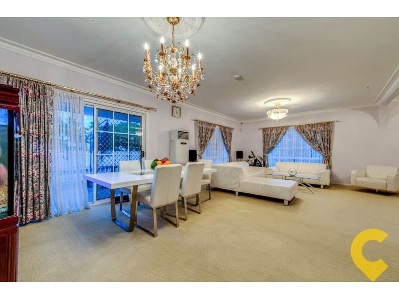 43 The Avenue, Sunnybank Hills QLD 4109