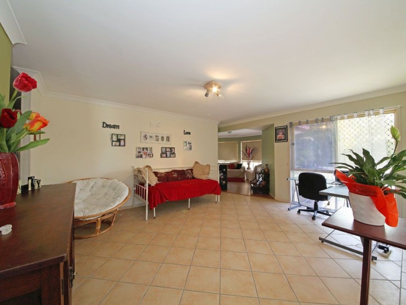 122-124 Golden Drive, Caboolture QLD 4510