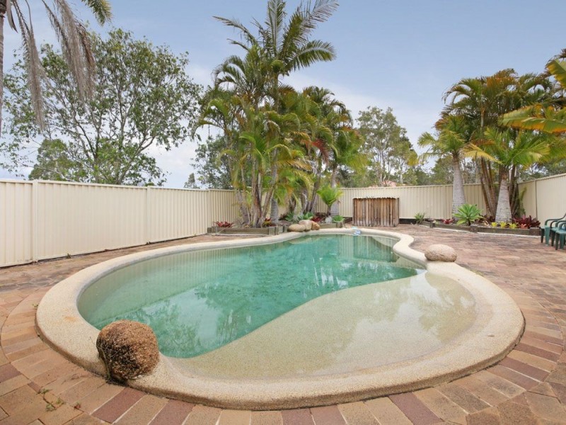 122-124 Golden Drive, Caboolture QLD 4510