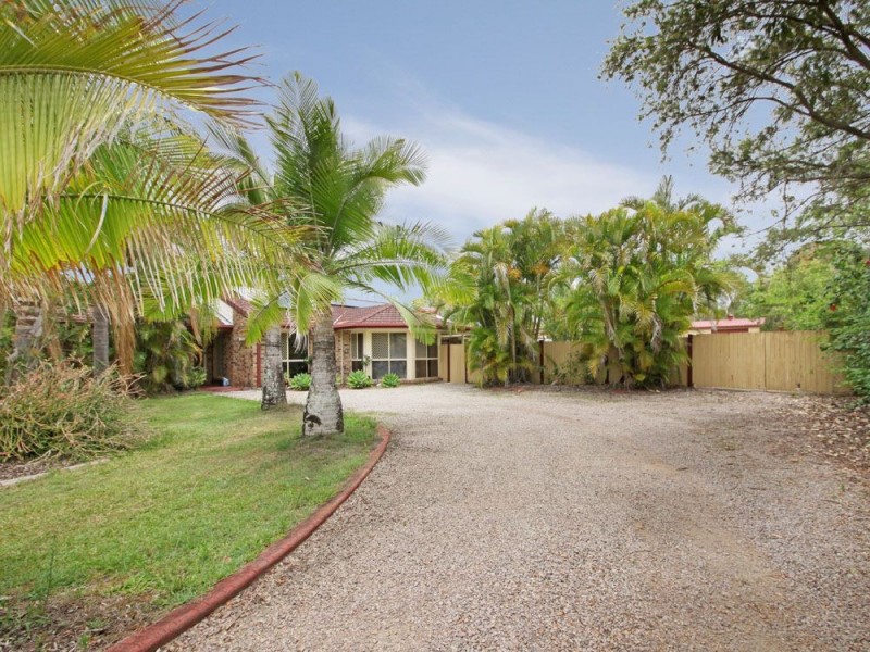 122-124 Golden Drive, Caboolture QLD 4510