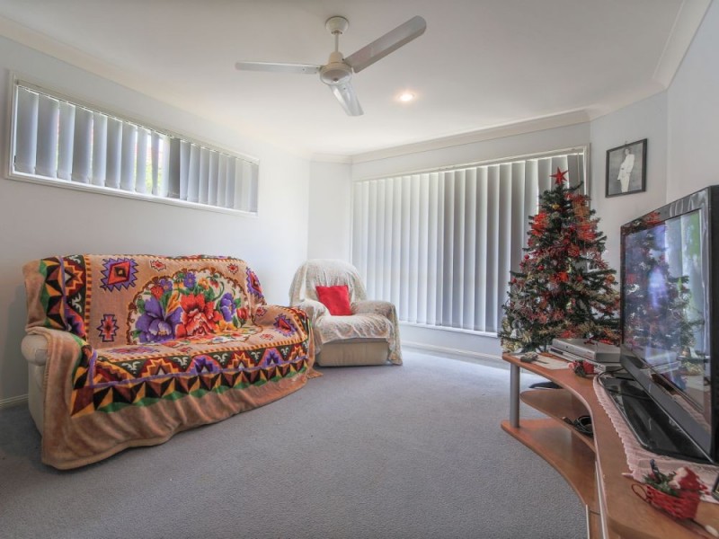 2 Nicola Way, Upper Coomera QLD 4209