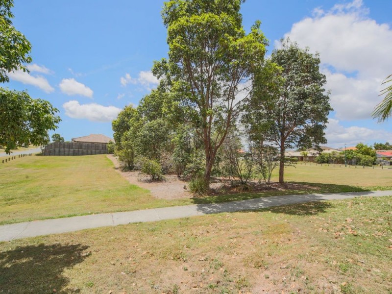 2 Nicola Way, Upper Coomera QLD 4209