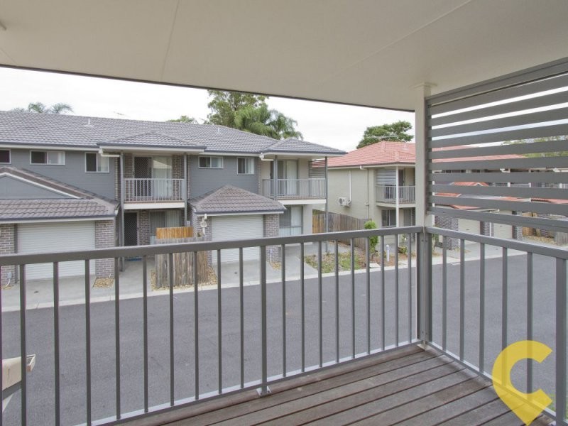 2/64 Frenchs Rd, Petrie QLD 4502