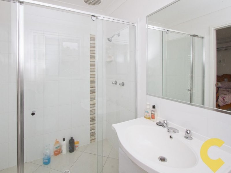 2/64 Frenchs Rd, Petrie QLD 4502