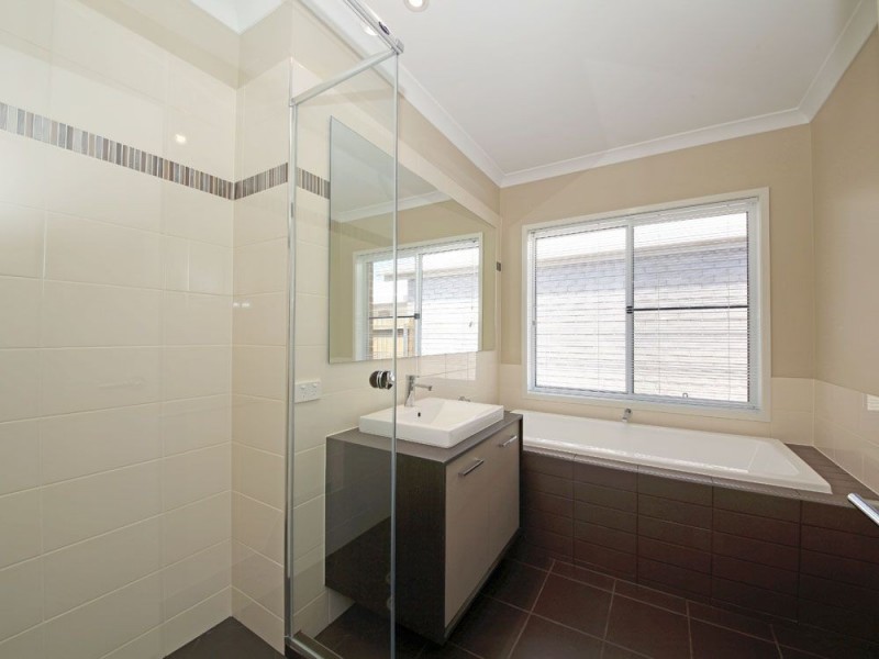 1186 Jinabara Close, Narangba QLD 4504