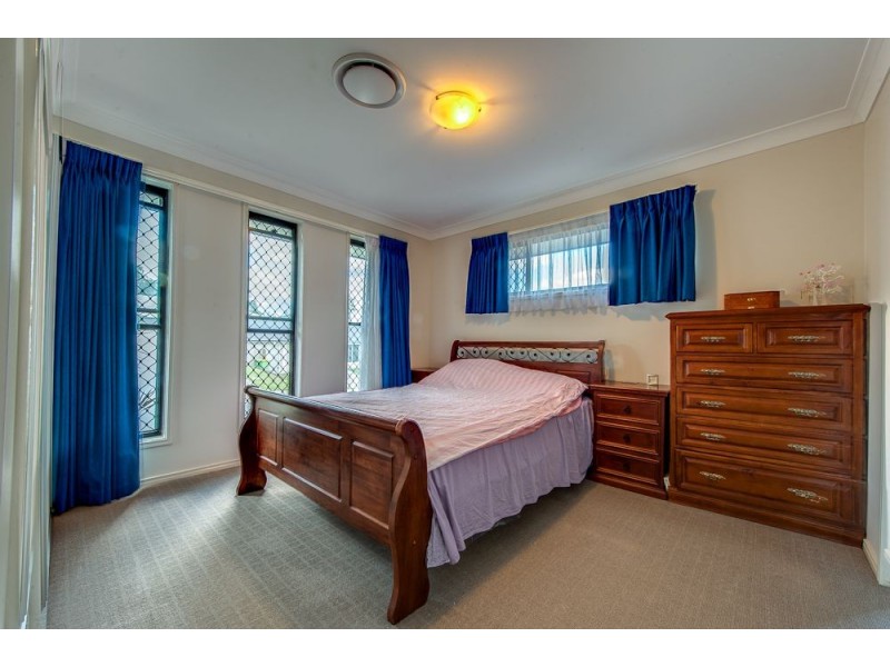 18 Cottonwood Crescent, Springfield Lakes QLD 4300