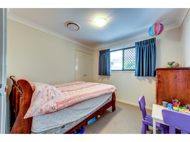 18 Cottonwood Crescent, Springfield Lakes QLD 4300