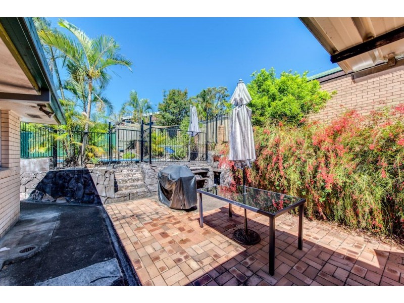 29 Dandenong Road, Jamboree Heights QLD 4074