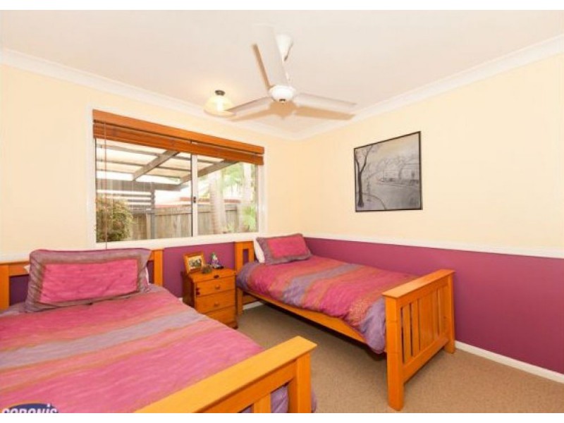 19 Woonara Drive, Petrie QLD 4502