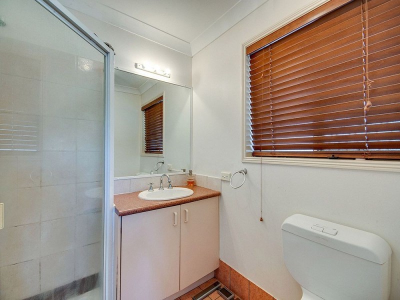 7 Arlington Drive, Arana Hills QLD 4054