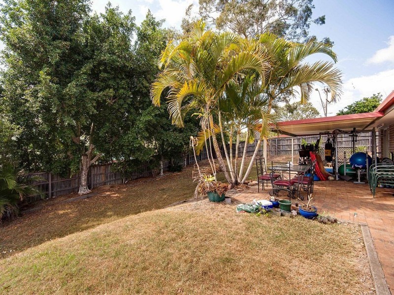 7 Arlington Drive, Arana Hills QLD 4054