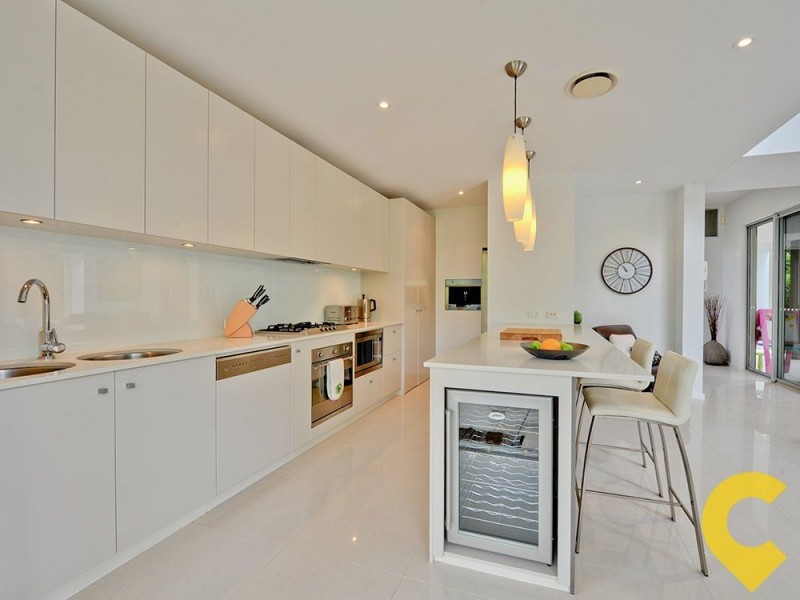12 Scenery Court, Brookwater QLD 4300