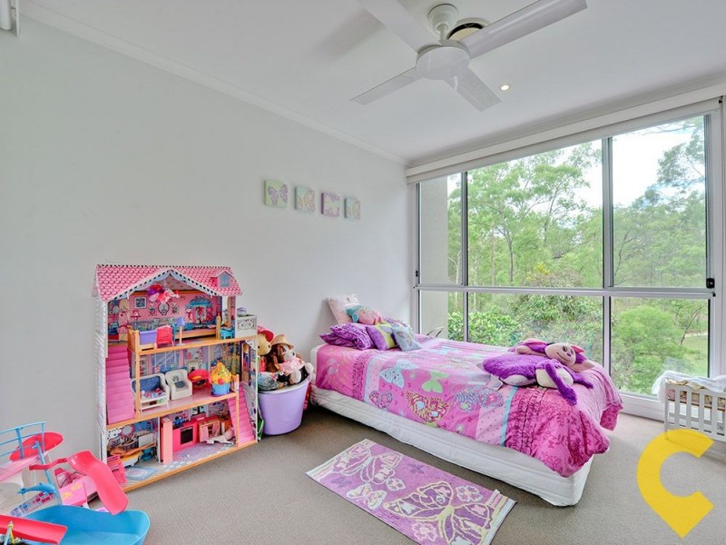 12 Scenery Court, Brookwater QLD 4300