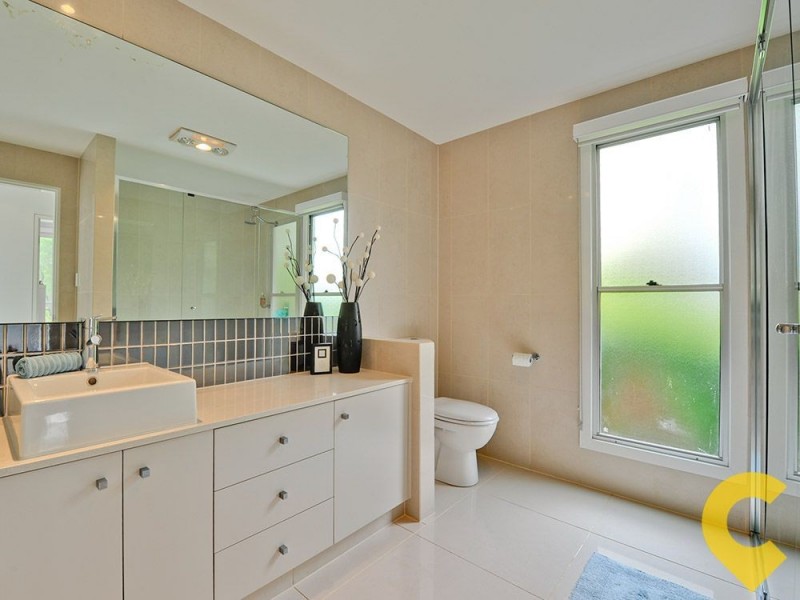 12 Scenery Court, Brookwater QLD 4300