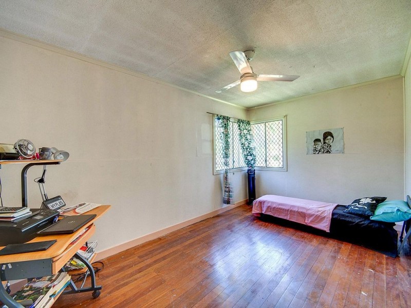 15 Tyrone Street, Chermside West QLD 4032