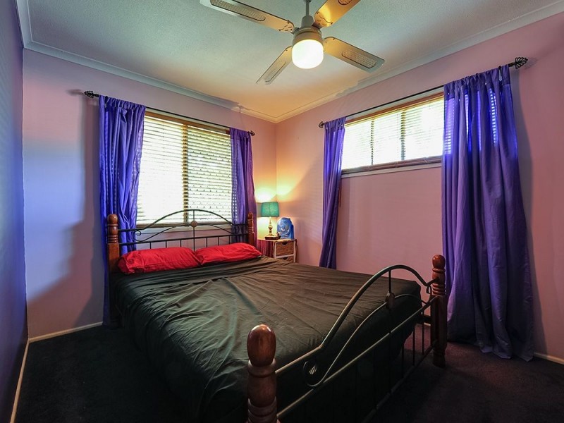 68 Aquarius Drive, Kingston QLD 4114