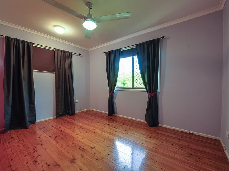 68 Aquarius Drive, Kingston QLD 4114
