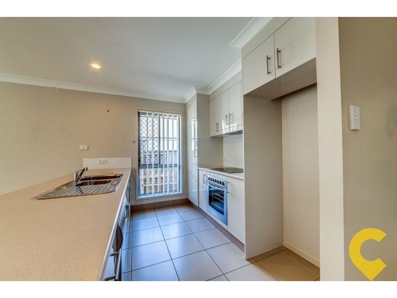 72 Harold Reinhardt Dr, Redbank Plains QLD 4301