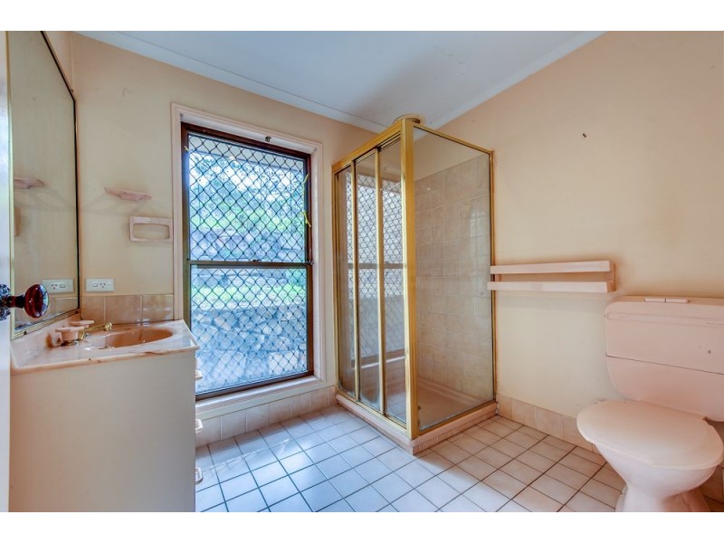 5 Warburton Court, Collingwood Park QLD 4301