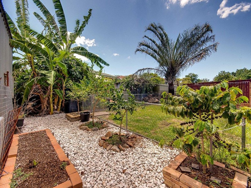 6 Myron Street, Chermside QLD 4032