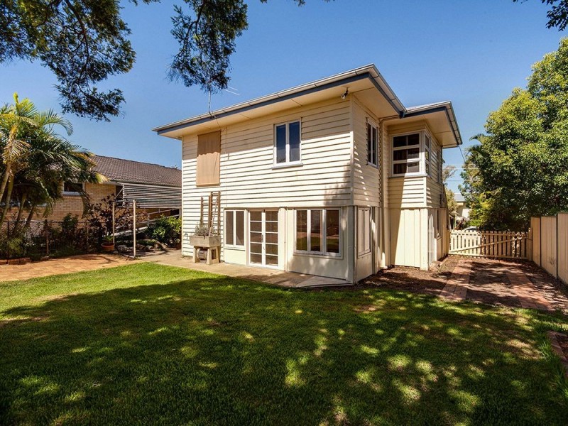 6 Myron Street, Chermside QLD 4032