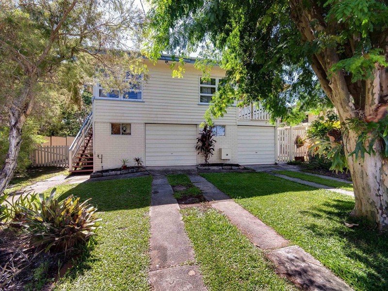 6 Myron Street, Chermside QLD 4032