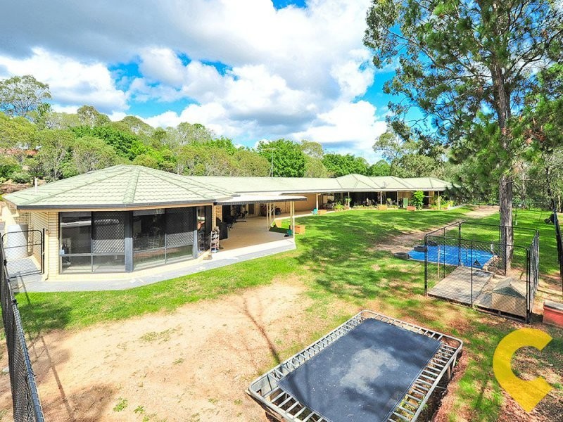 1 Parakeet Court, Warner QLD 4500