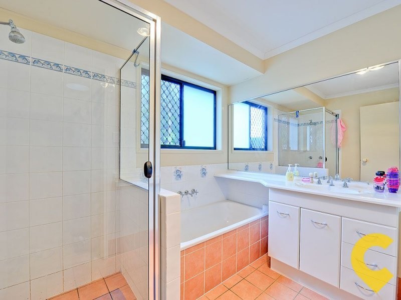 1 Parakeet Court, Warner QLD 4500