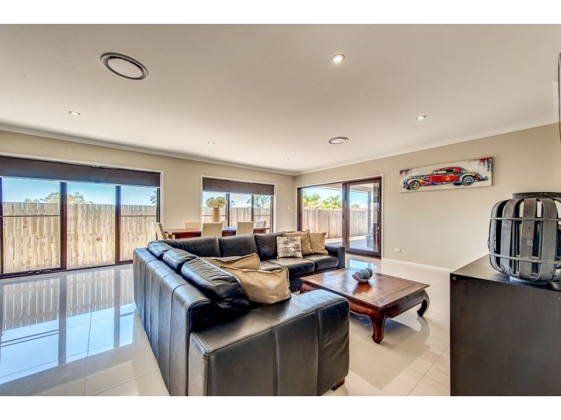 74 Graham Road, Carseldine QLD 4034