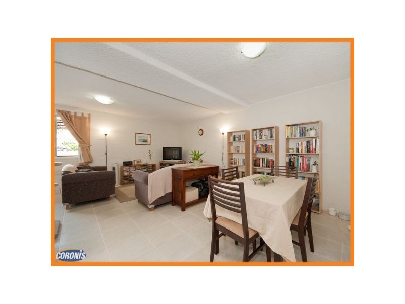 2/15 Seabrook Street, Kedron QLD 4031