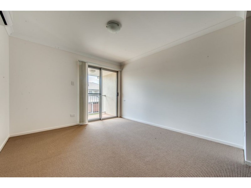 22/4 Myola Street, Browns Plains QLD 4118