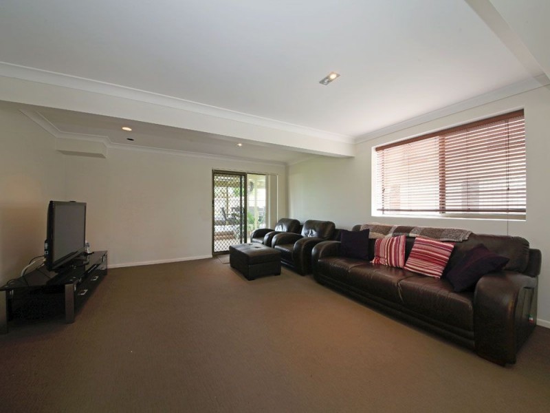 37 Bungowla Street, Bracken Ridge QLD 4017