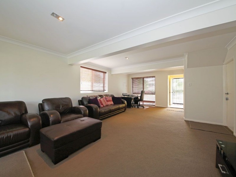 37 Bungowla Street, Bracken Ridge QLD 4017