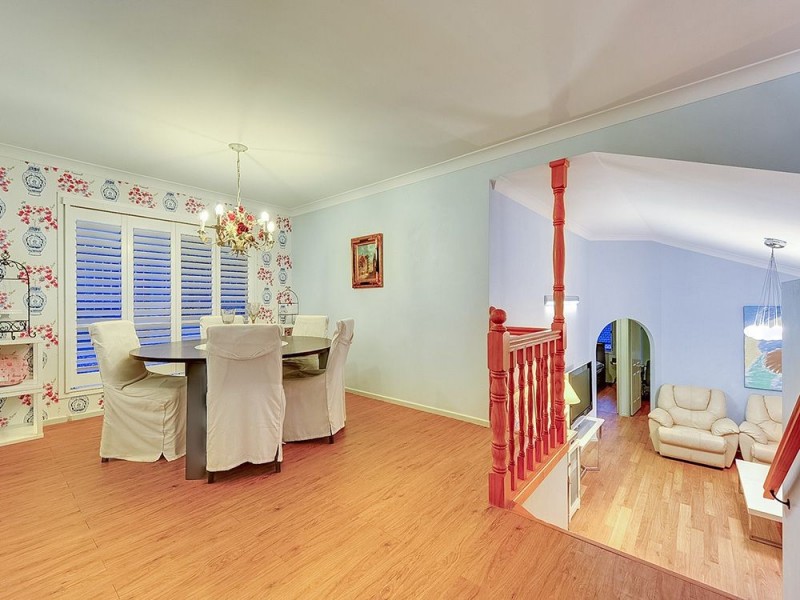 18 Mareeba Court, Arana Hills QLD 4054