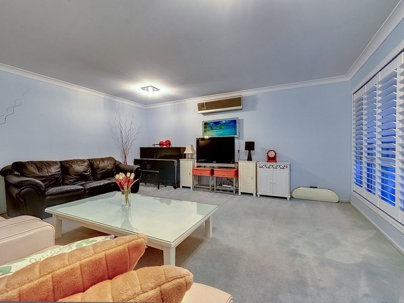 18 Mareeba Court, Arana Hills QLD 4054