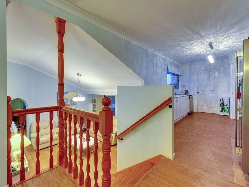 18 Mareeba Court, Arana Hills QLD 4054