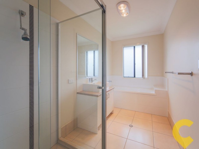 4a Kelly Avenue, Coomera QLD 4209