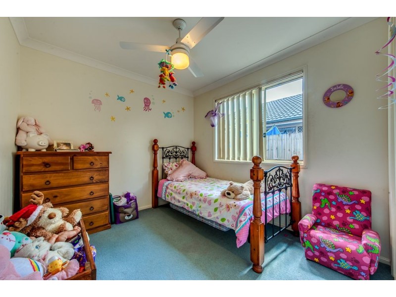 1 Mannix Place, Forest Lake QLD 4078