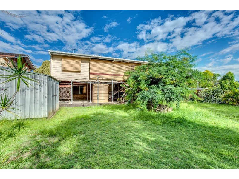 35 Rapur Street, Raceview QLD 4305