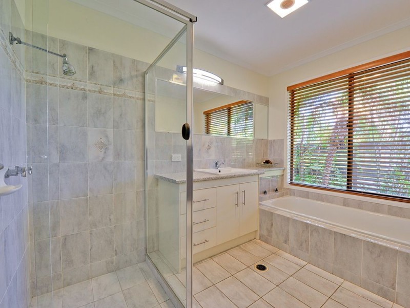 1 Parkana Court, Rochedale South QLD 4123