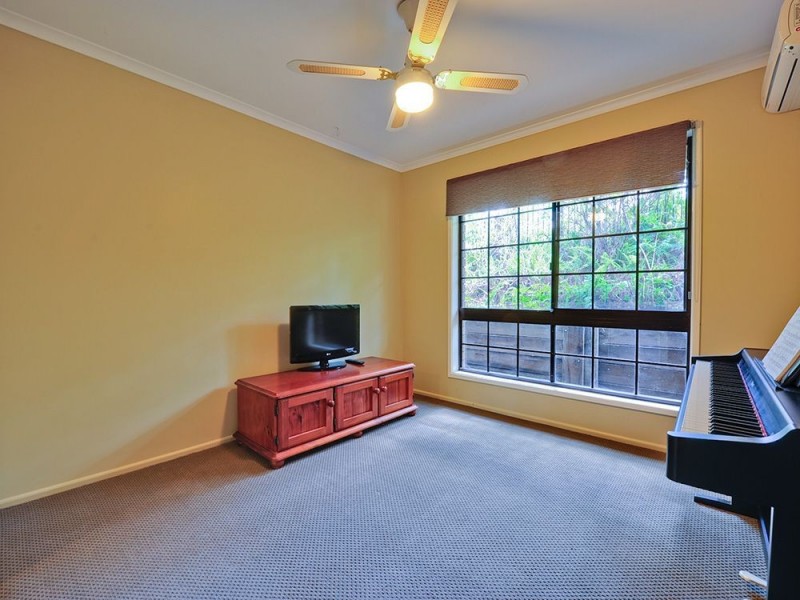 1 Parkana Court, Rochedale South QLD 4123