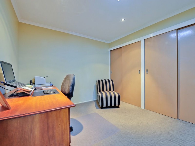 1 Parkana Court, Rochedale South QLD 4123