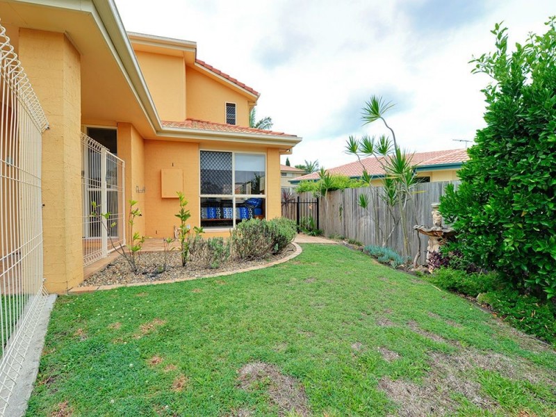 20 Hart Close, Mackenzie QLD 4156