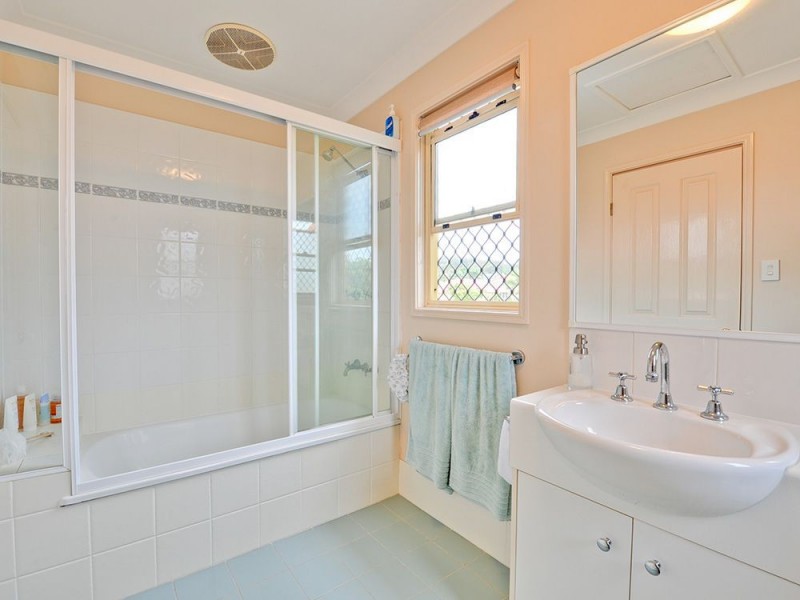 20 Hart Close, Mackenzie QLD 4156