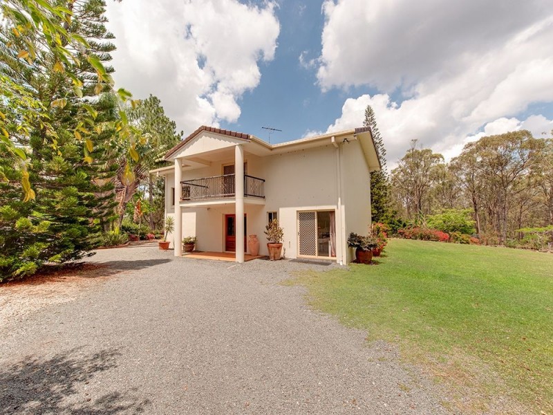 108 Prout Road, Mackenzie QLD 4156
