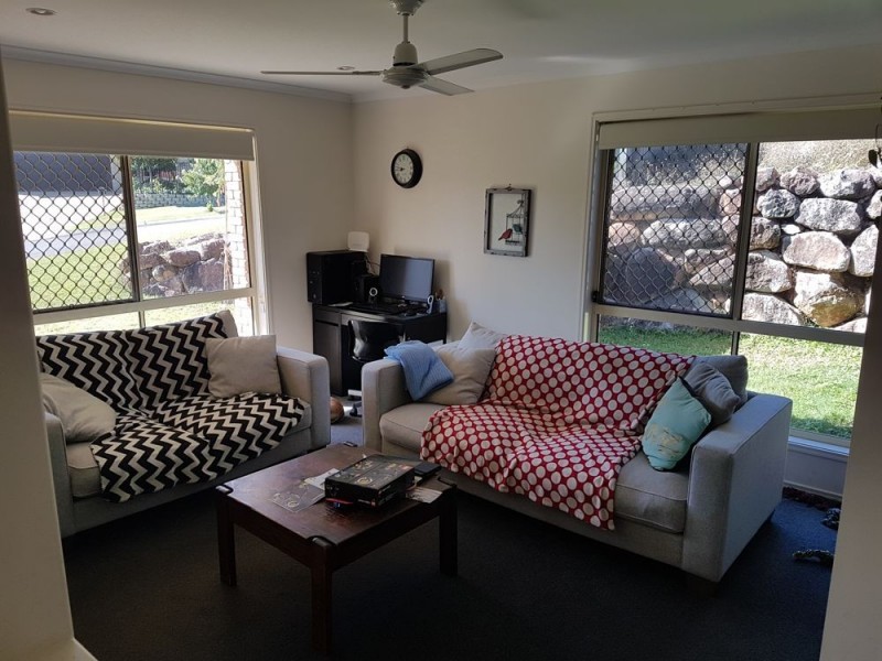 4 Jacqueline Court, Everton Hills QLD 4053